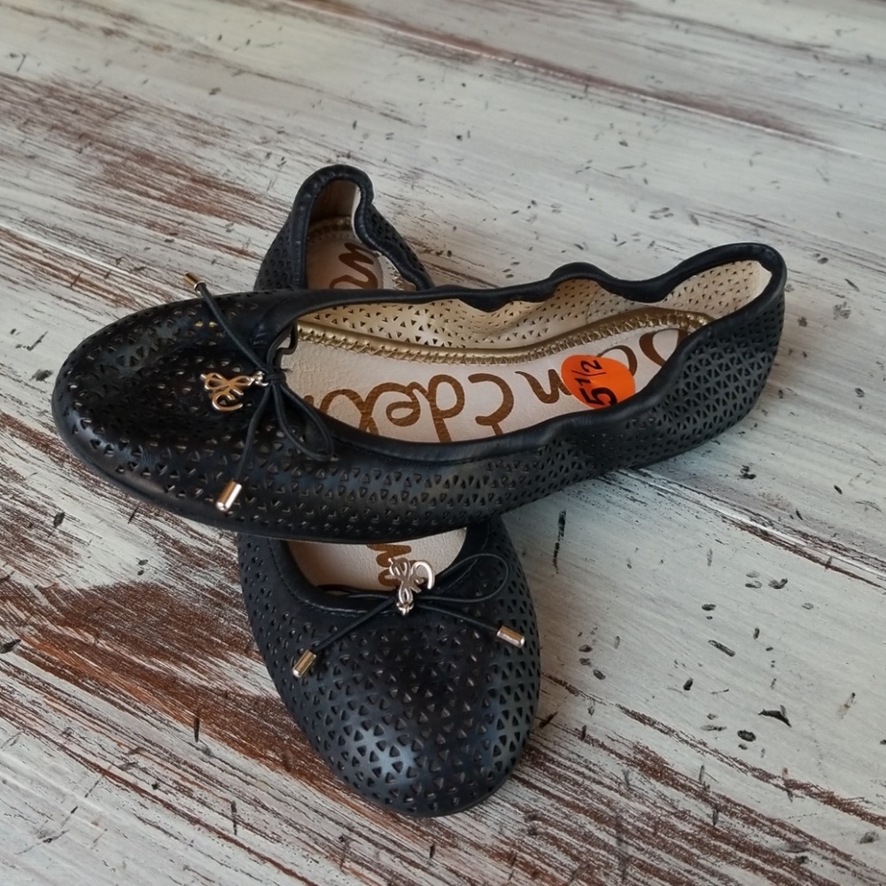 Sam Edelman Felicia 2 Black Flats